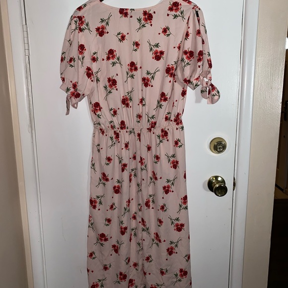 Floral dress - Picture 1 of 2